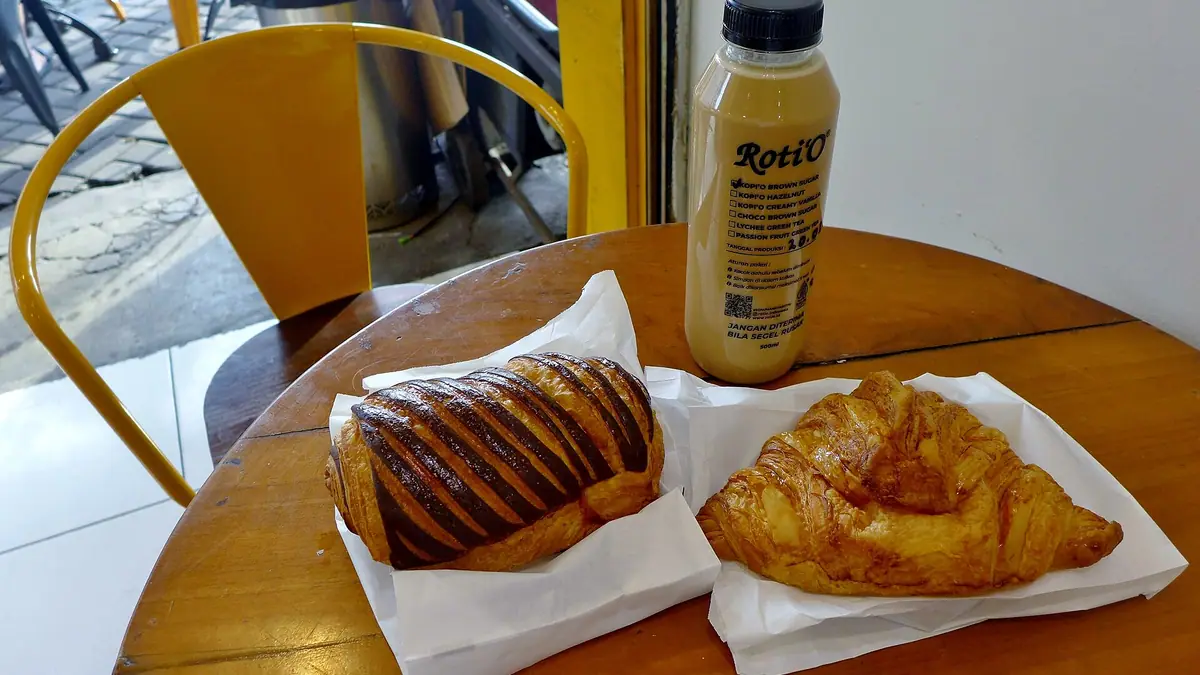 Nile's Cafe & Bakery – bakery & café in Penwithick, St Austell